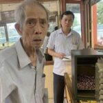 Bí ẩn 70 tuổi bán nhẫn cưới liên tục, chủ tiệm phát hiện giây phút k;inh hoà;;ng